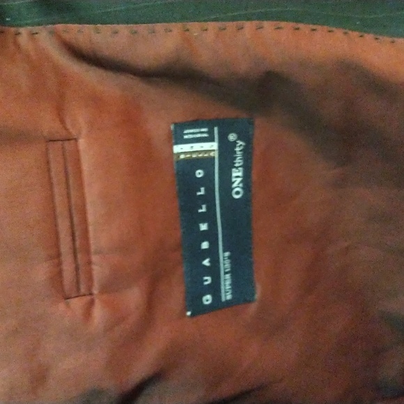 Men's 44R Hugo Boss Suit - Picture 3 of 6